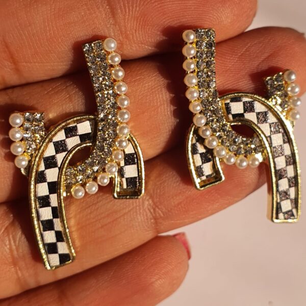 Pearly checks - Image 2